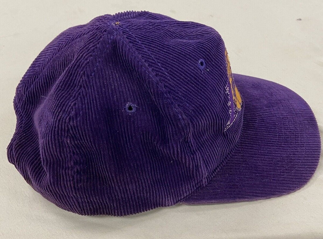 Vintage Los Angeles Lakers Starter Corduroy Snapback Hat OSFA 90s NBA