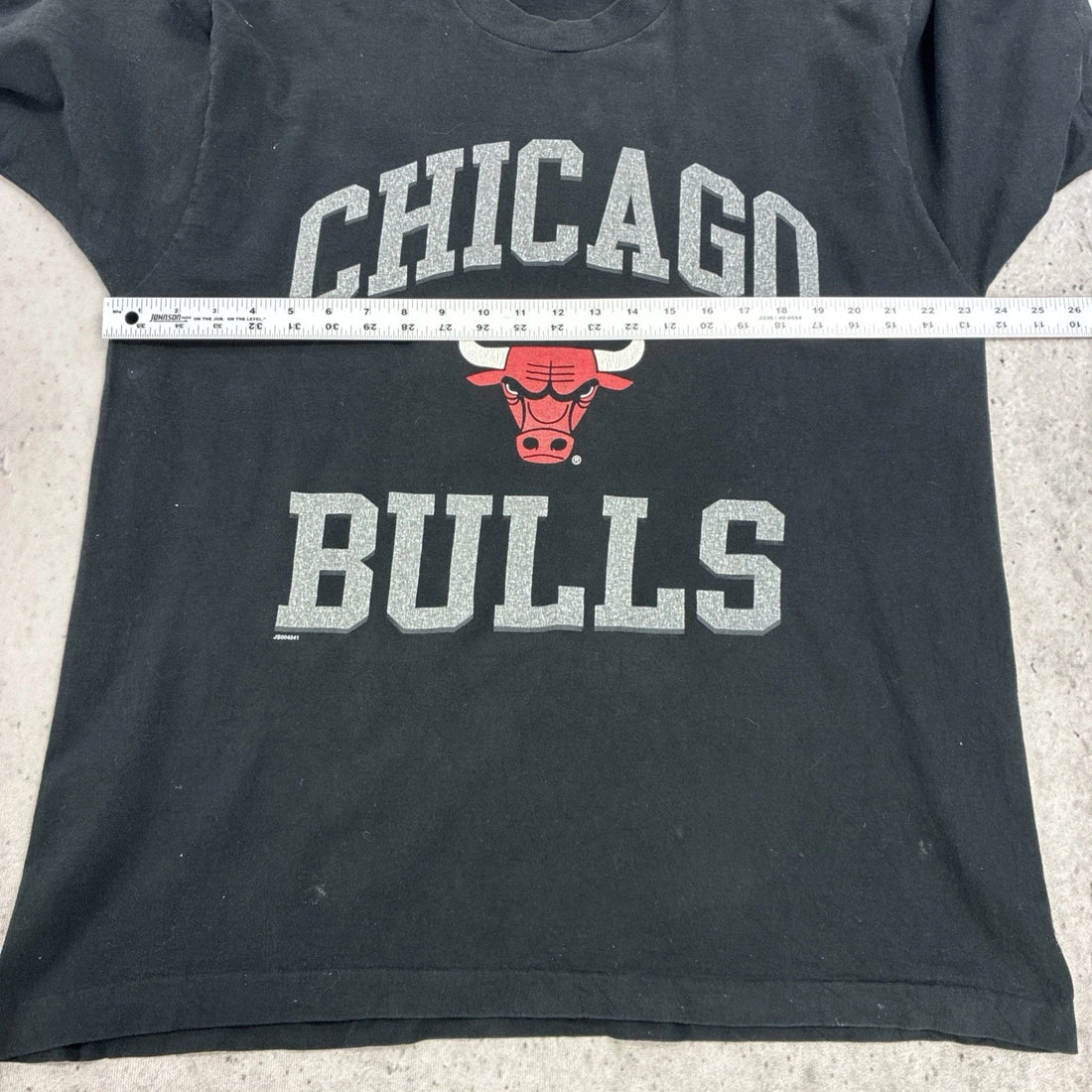 Chicago Bulls T-Shirt Size XL NBA