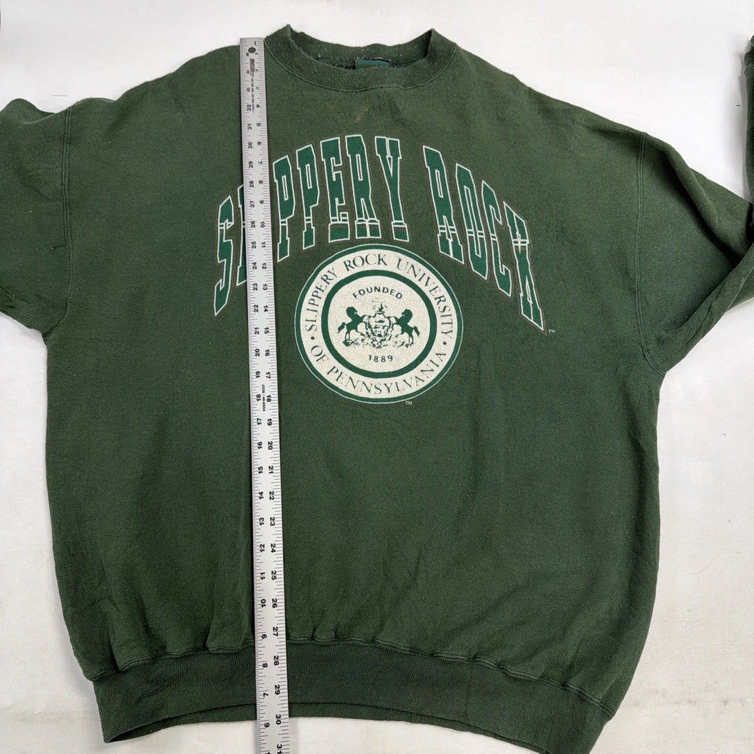 Vintage Slippery Rock Crest Crewneck Sweatshirt Size XL 90s