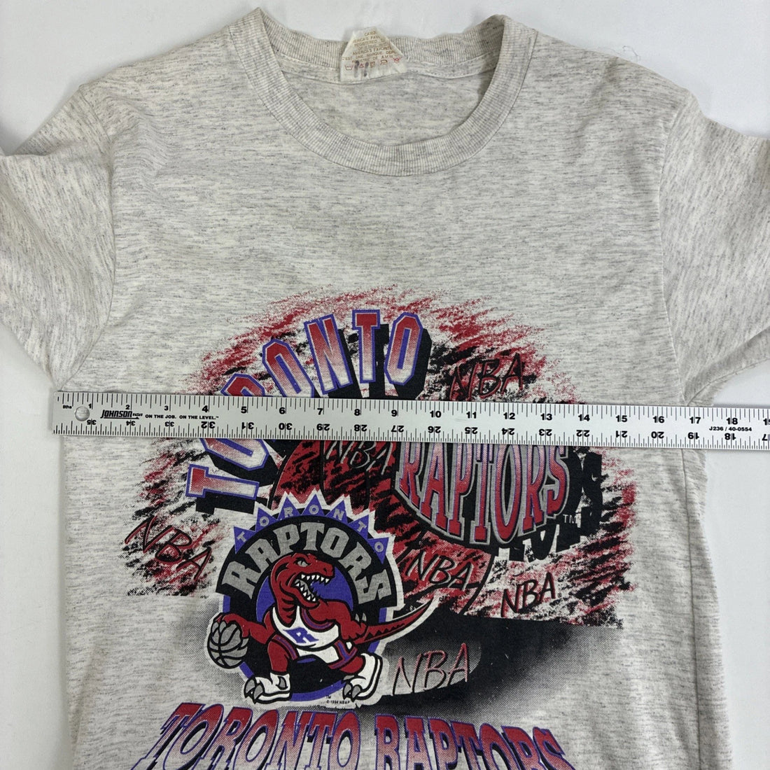 Toronto Raptors T-Shirt Size Small NBA