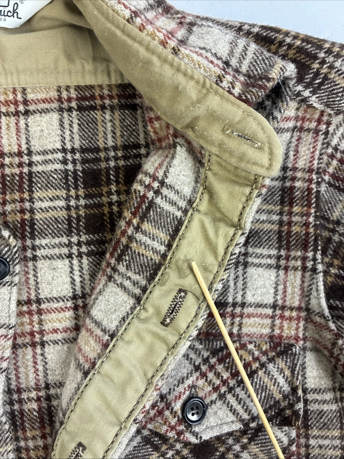 Vintage Woolrich Wool Button Up Shirt Size Medium