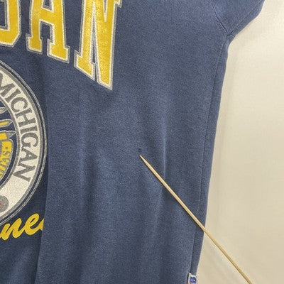 Vintage Michigan Wolverines Crest Sweatshirt Crewneck Size Medium NCAA