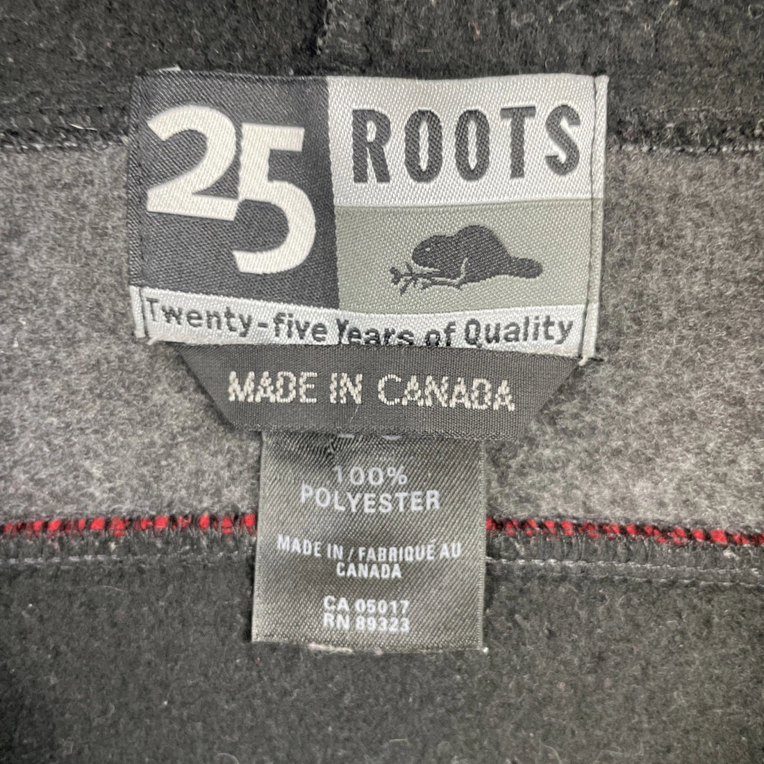 Vintage Roots Canada Full Zip Fleece Jacket Size Large