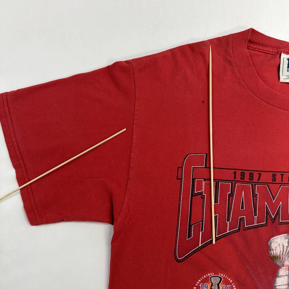 Vintage Detroit Red Wings Stanley Cup Champs T-Shirt Size Large 1997 90s NHL