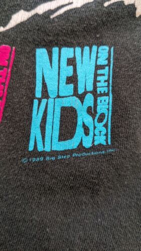 Vintage New Kids On The Block Canadian Tour T-Shirt Size Medium Music 1989 80s