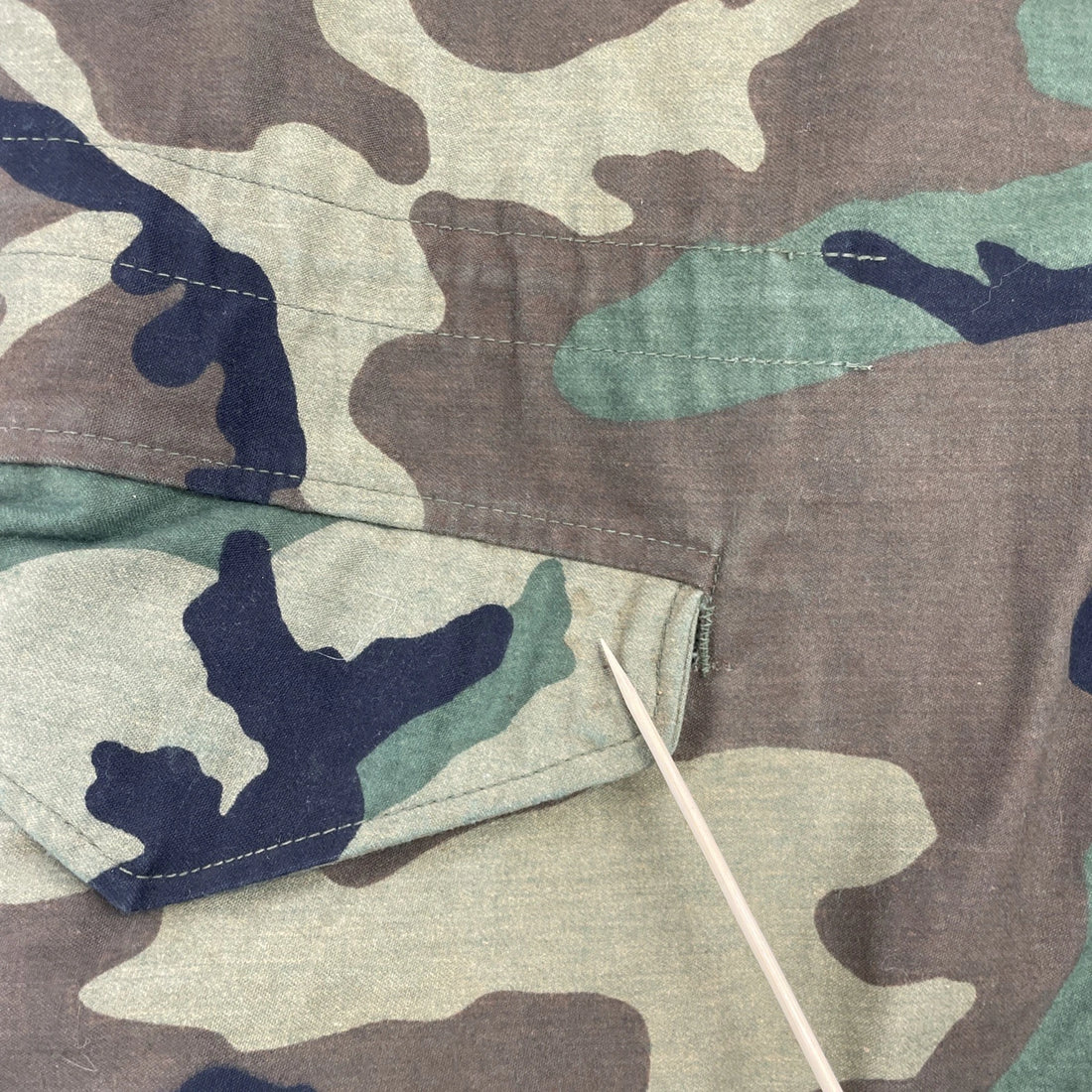 U.S. Army Military Cold Weather Woodland Camo Field Jacket Size Medium