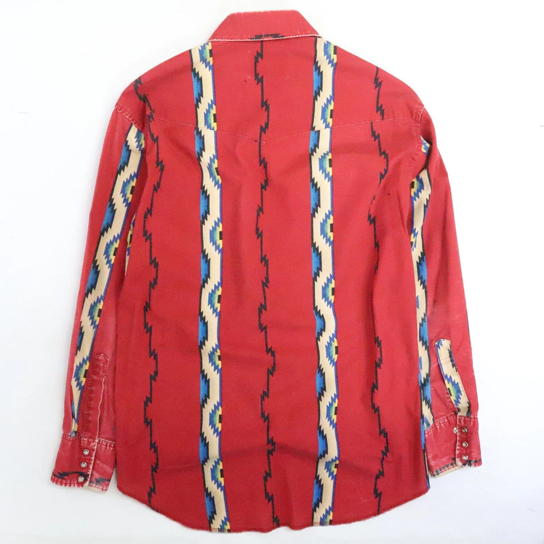 Vintage Wrangler Western Aztec Pearl Snap Shirt Size Medium Red