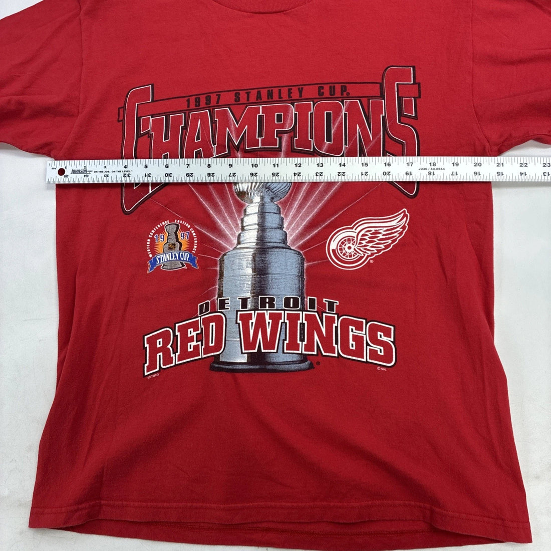 Vintage Detroit Red Wings Stanley Cup Champs T-Shirt Size Medium 1997 90s NHL