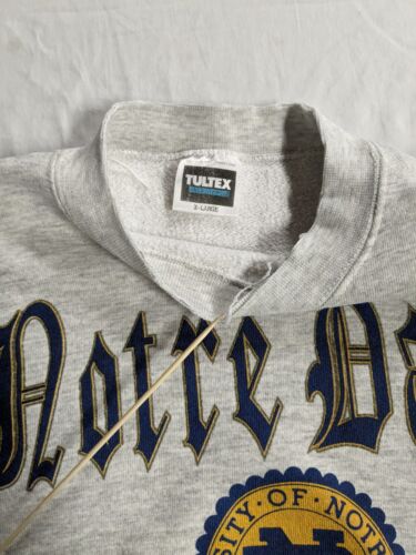 Vintage Notre Dame Fighting Irish Sweatshirt Crewneck Size XL Gray 90s NCAA