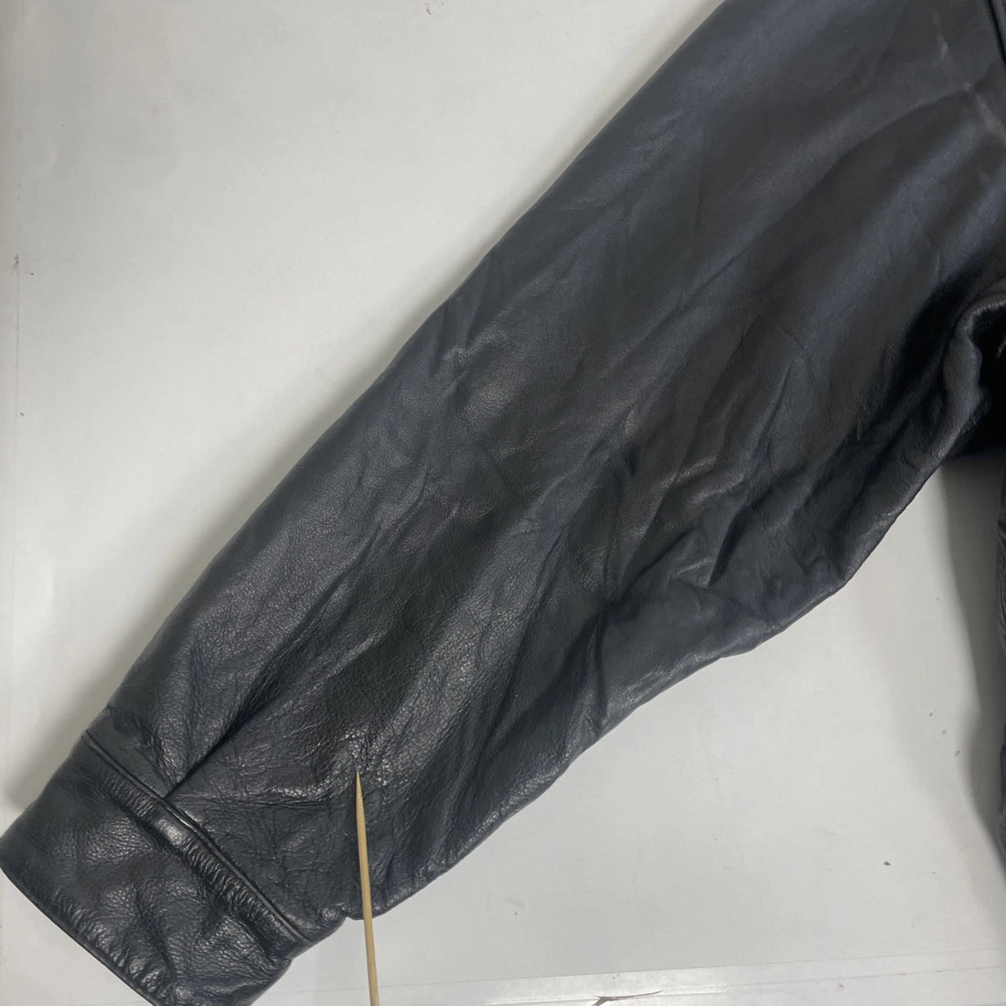 Vintage St. John's Bay Leather Bomber Jacket Size Large Black