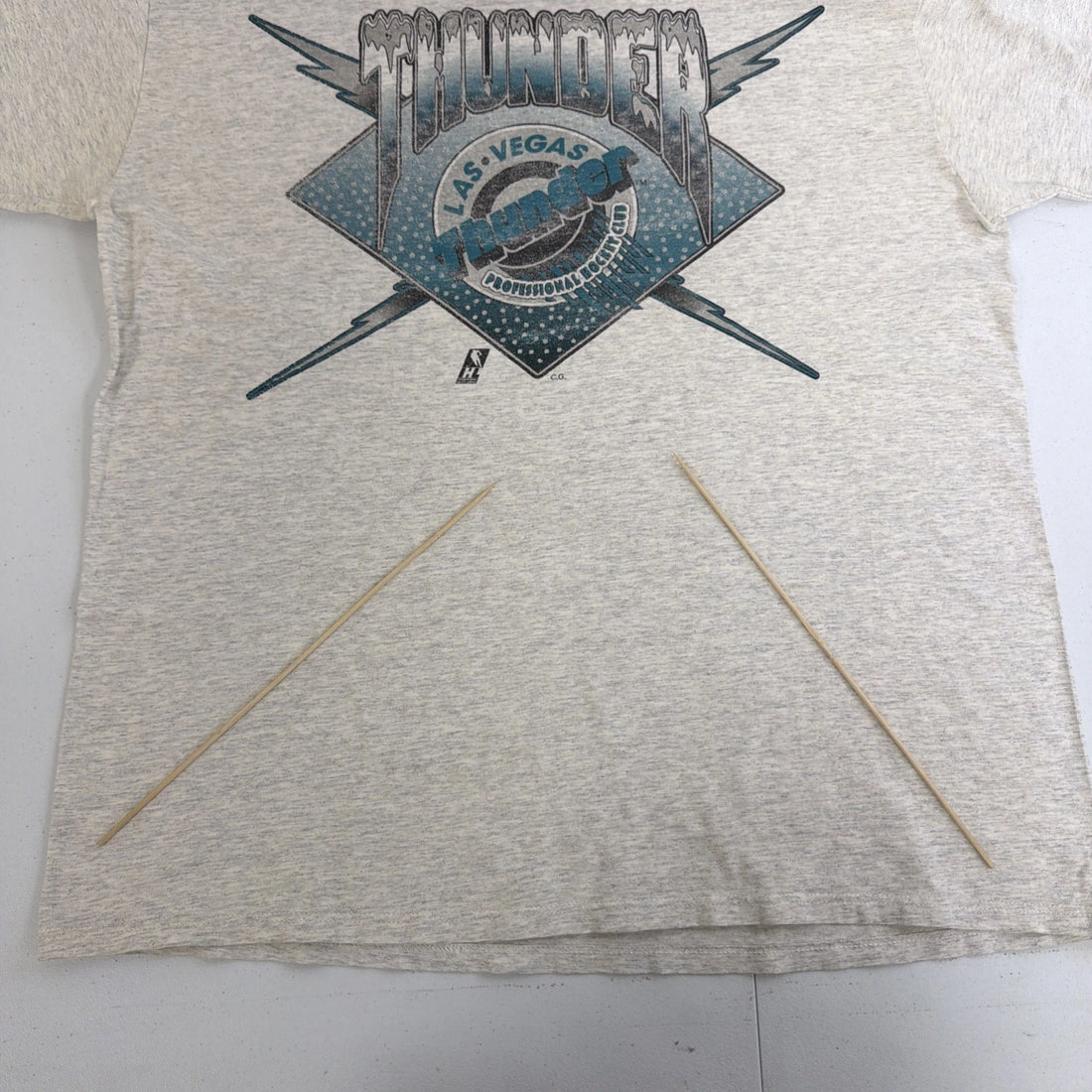 Vintage Las Vegas Thunder Hockey T-Shirt Size XL 90s IHL