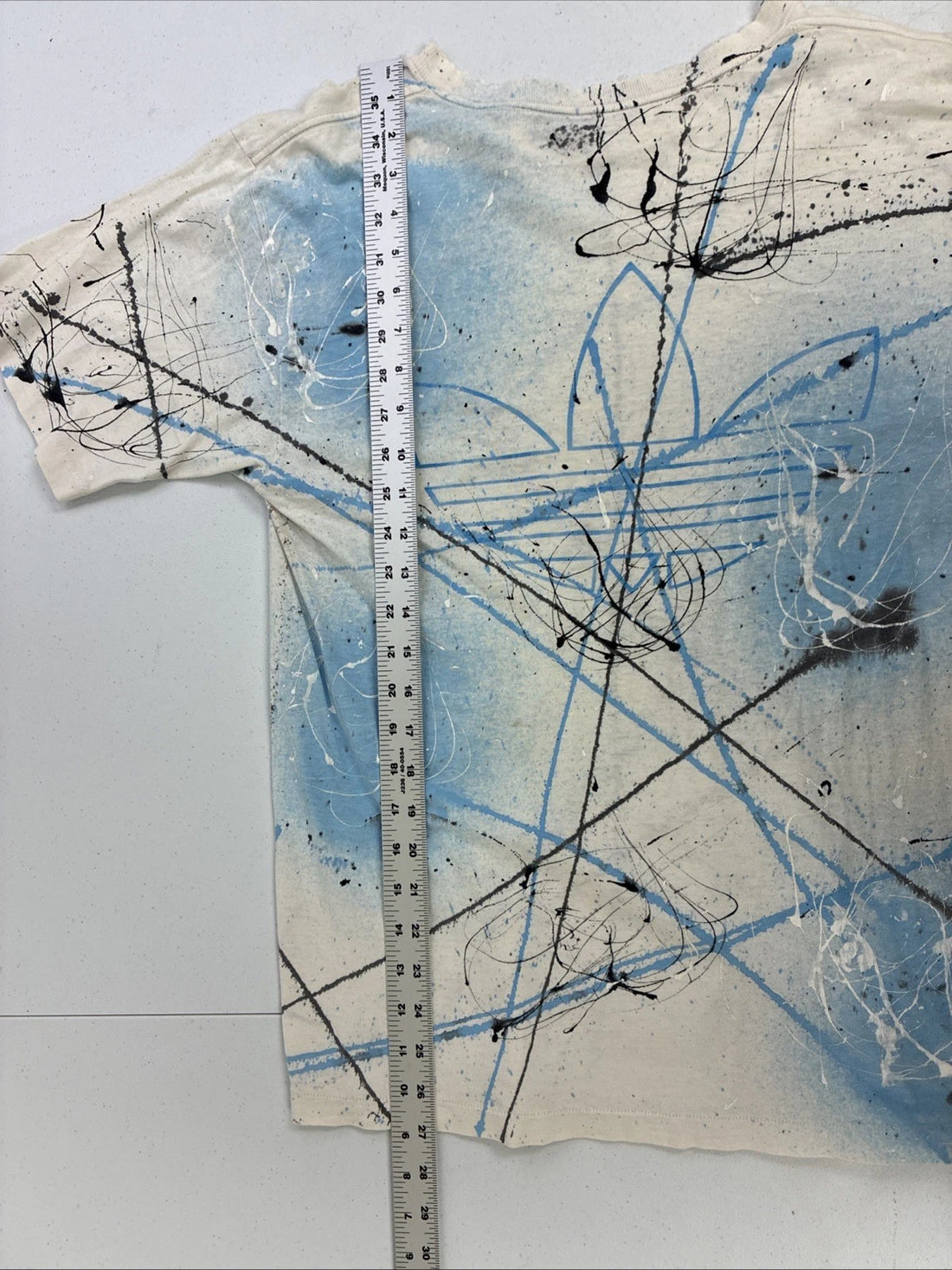 Vintage Adidas Trefoil Paint Splatter T-Shirt Size Medium 90s