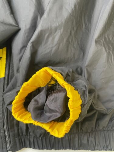 Vintage Black Velvet Canadian Whisky Windbreaker Light Jacket Size XL