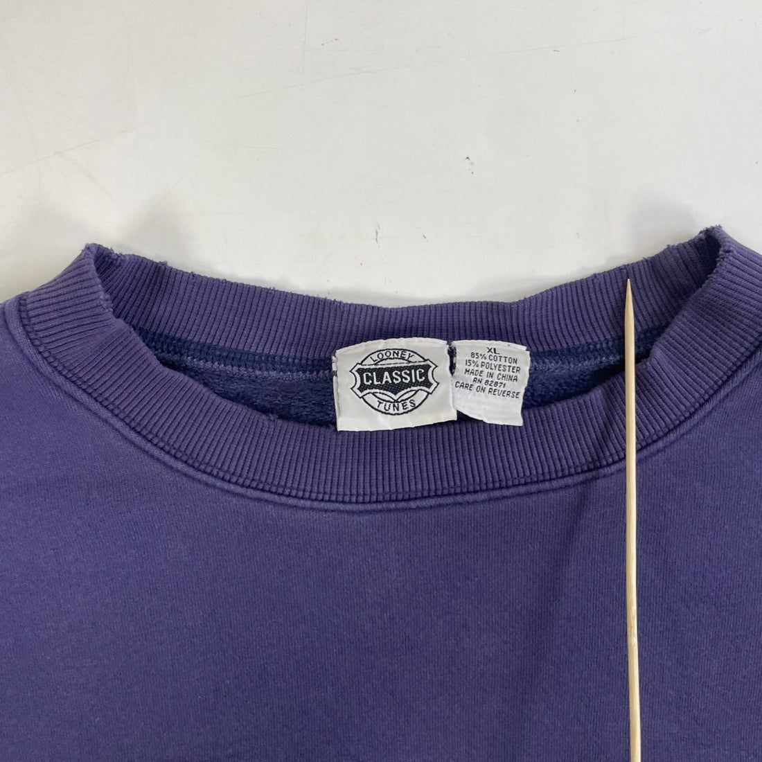 Vintage Looney Tunes Crewneck Sweatshirt Size XL Embroidered
