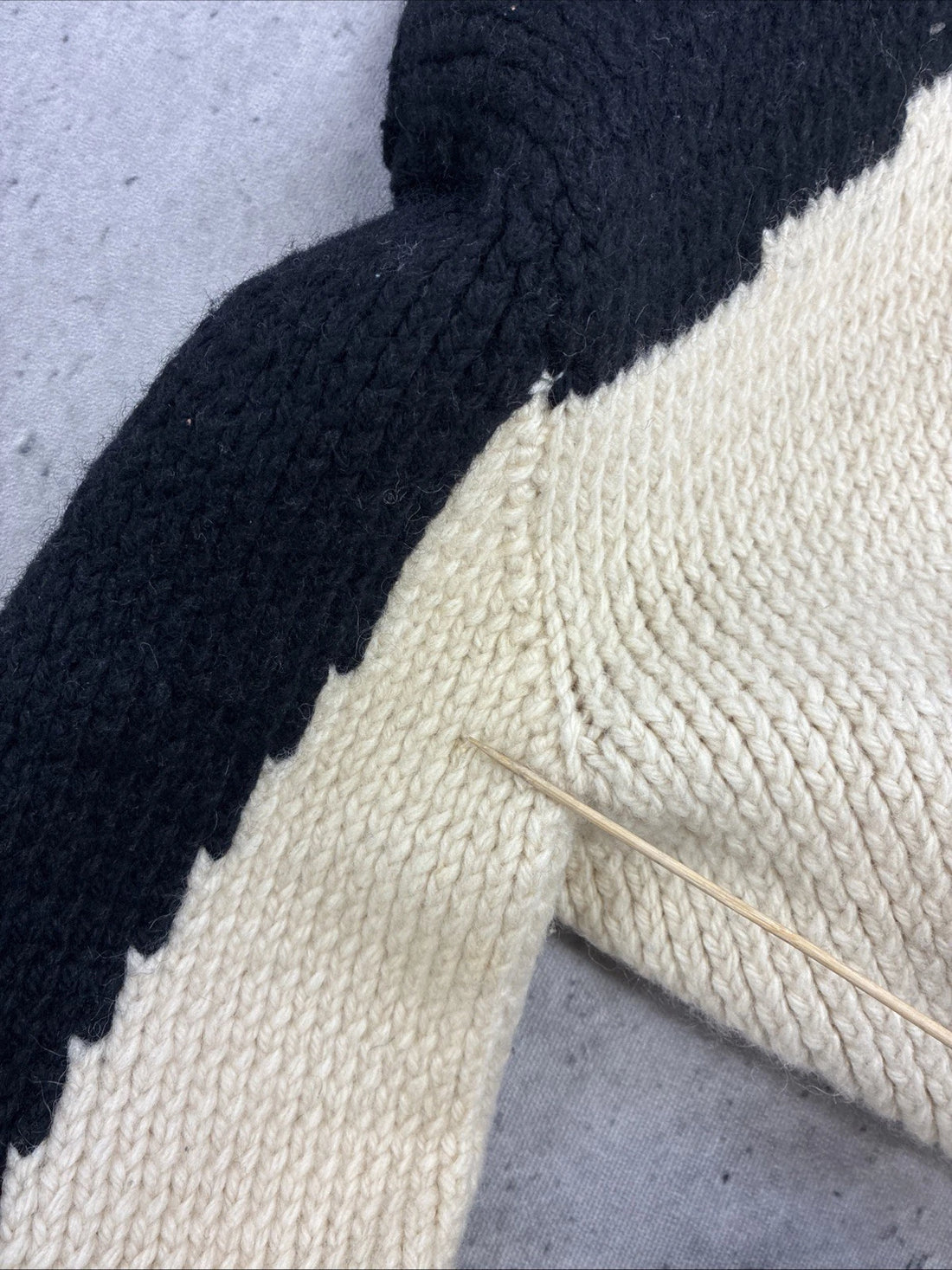 Wool Knit Cowichan Sweater Size XL Vintage