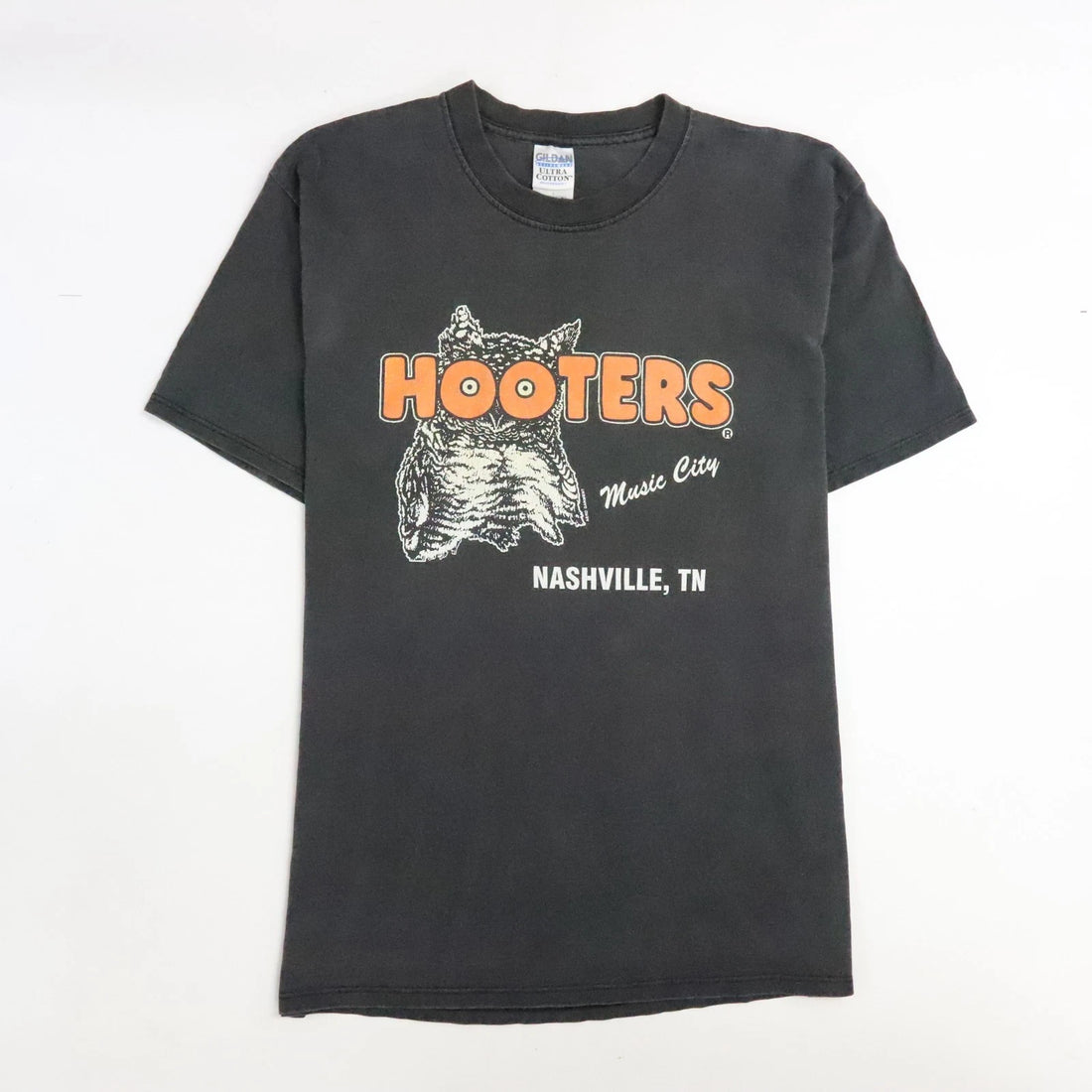 Vintage Hooters T-Shirt Size Large Double Sided Promo