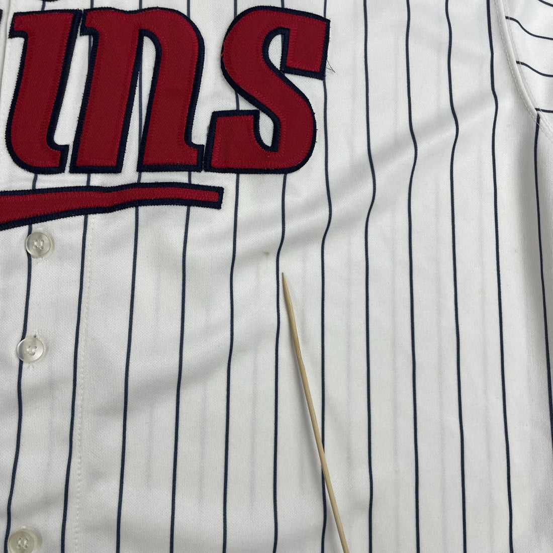 Vintage Minnesota Twins Russell Athletic Jersey Size XL White Pinstripe MLB