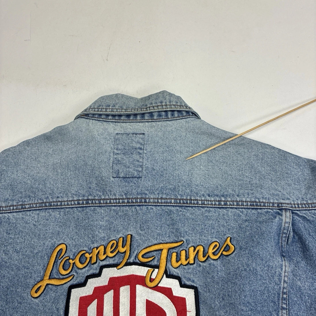 Vintage Looney Tunes Denim Jacket Size Large