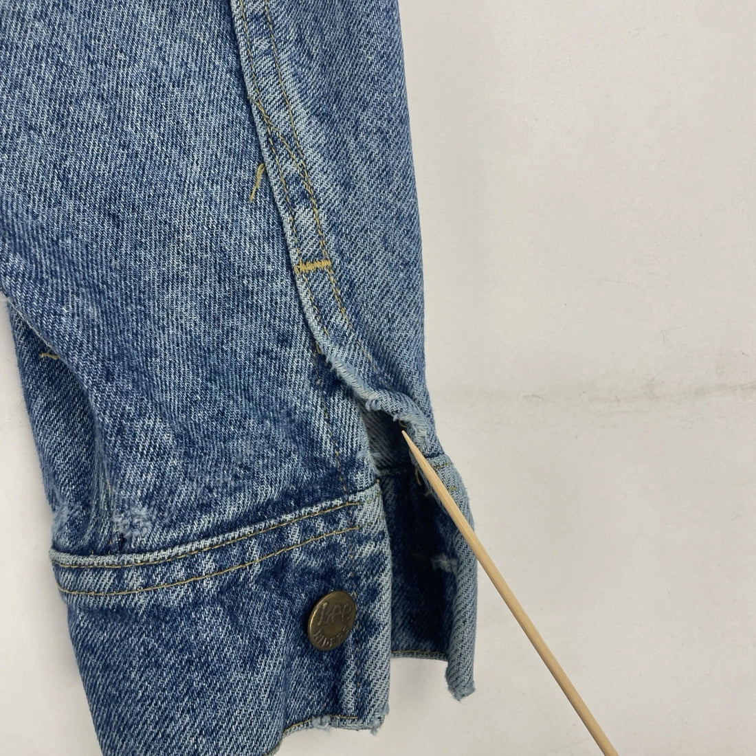 Vintage Lee Denim Jacket Size 38 PATD-153438