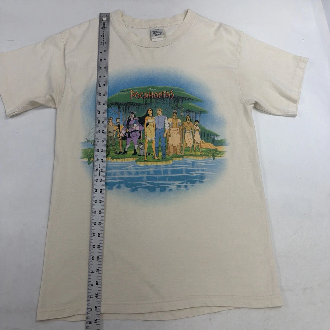 Vintage Pocahontas Disney T-Shirt Size Large 90s