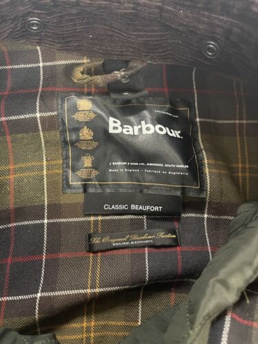 Barbour Classic Beaufort Wax Coat Jacket Size Large Green Tartan Plaid Lined