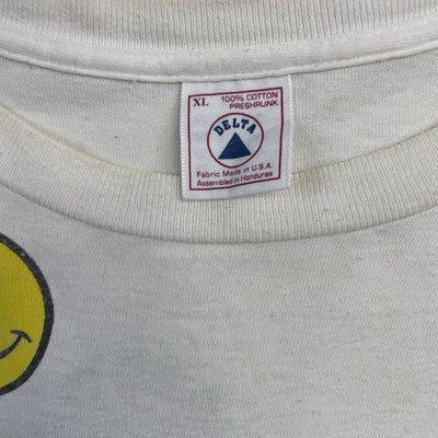 Vintage Smiley Face T-Shirt Size XL All Over Print 90s
