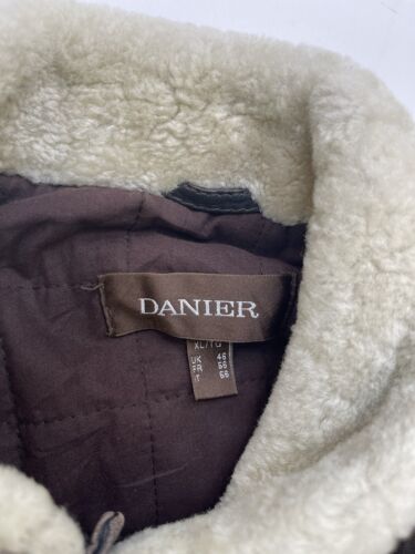 Danier Leather Bomber Jacket Size XL Brown Sherpa Collar