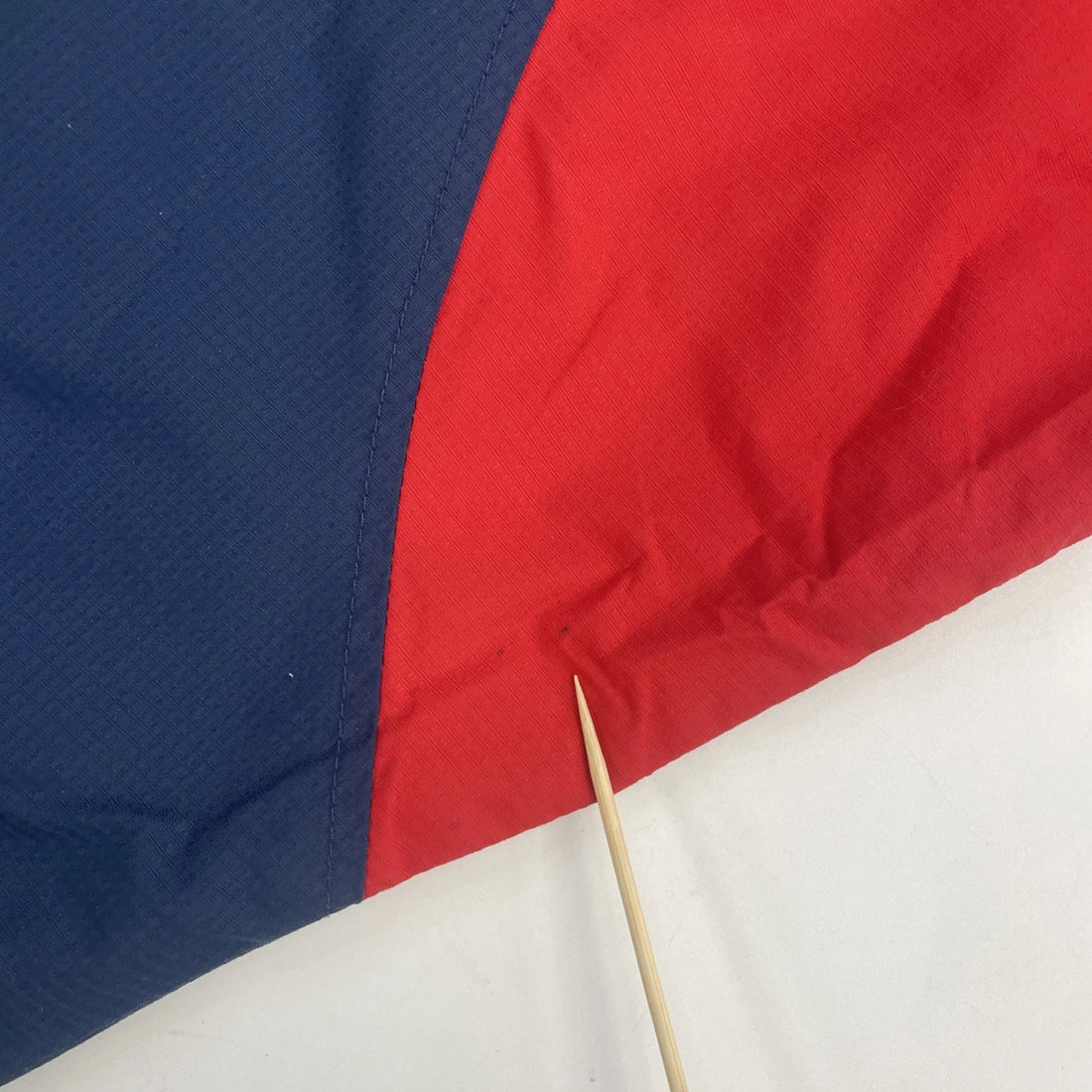 Vintage Columbia Windbreaker Light Jacket Size Large Red