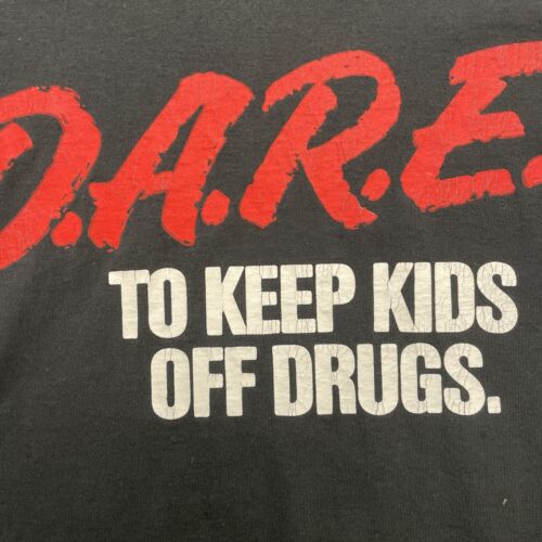 Vintage DARE To Keep Kids Off Drugs T-Shirt Size Medium 90s