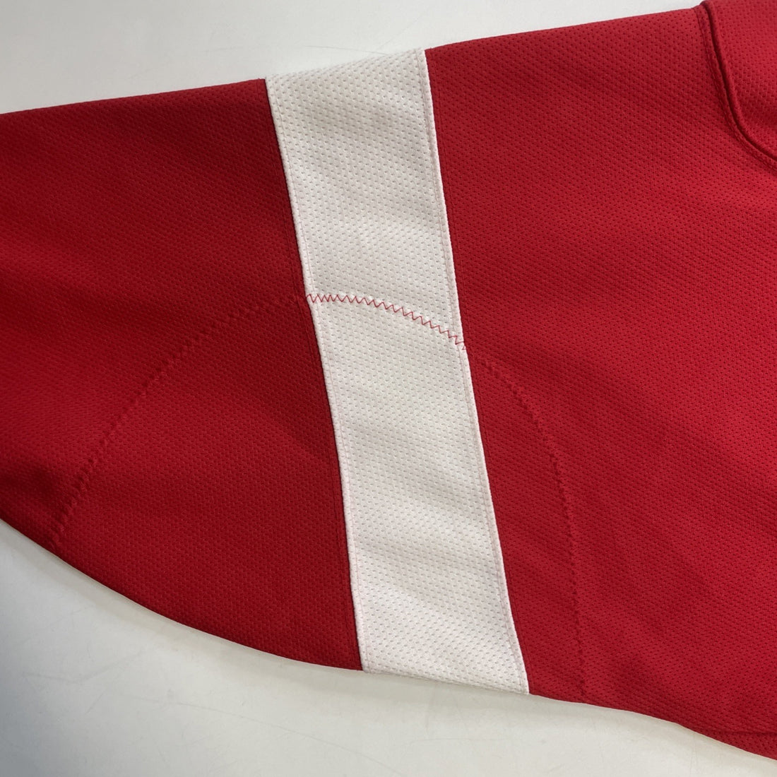 Vintage Detroit Red Wings Pro Player Hockey Jersey Size 2XL NHL