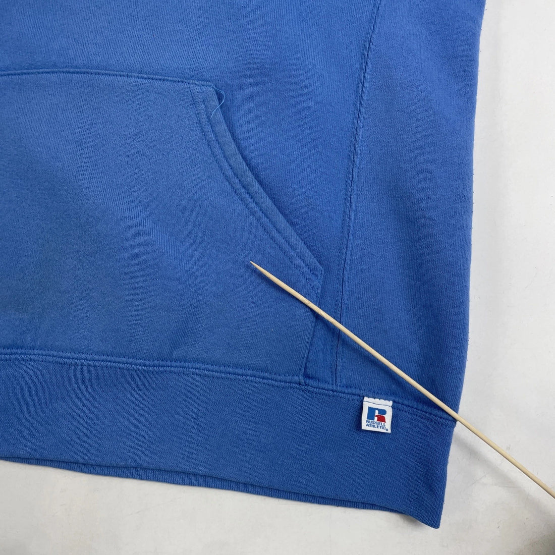 North Carolina Tar Heels Russell Athletic Sweatshirt Hoodie Size Medium NCAA