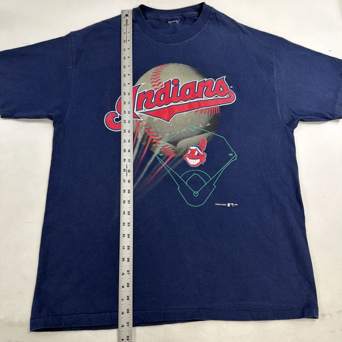 Vintage Cleveland Indians T-Shirt Size XL 90s MLB
