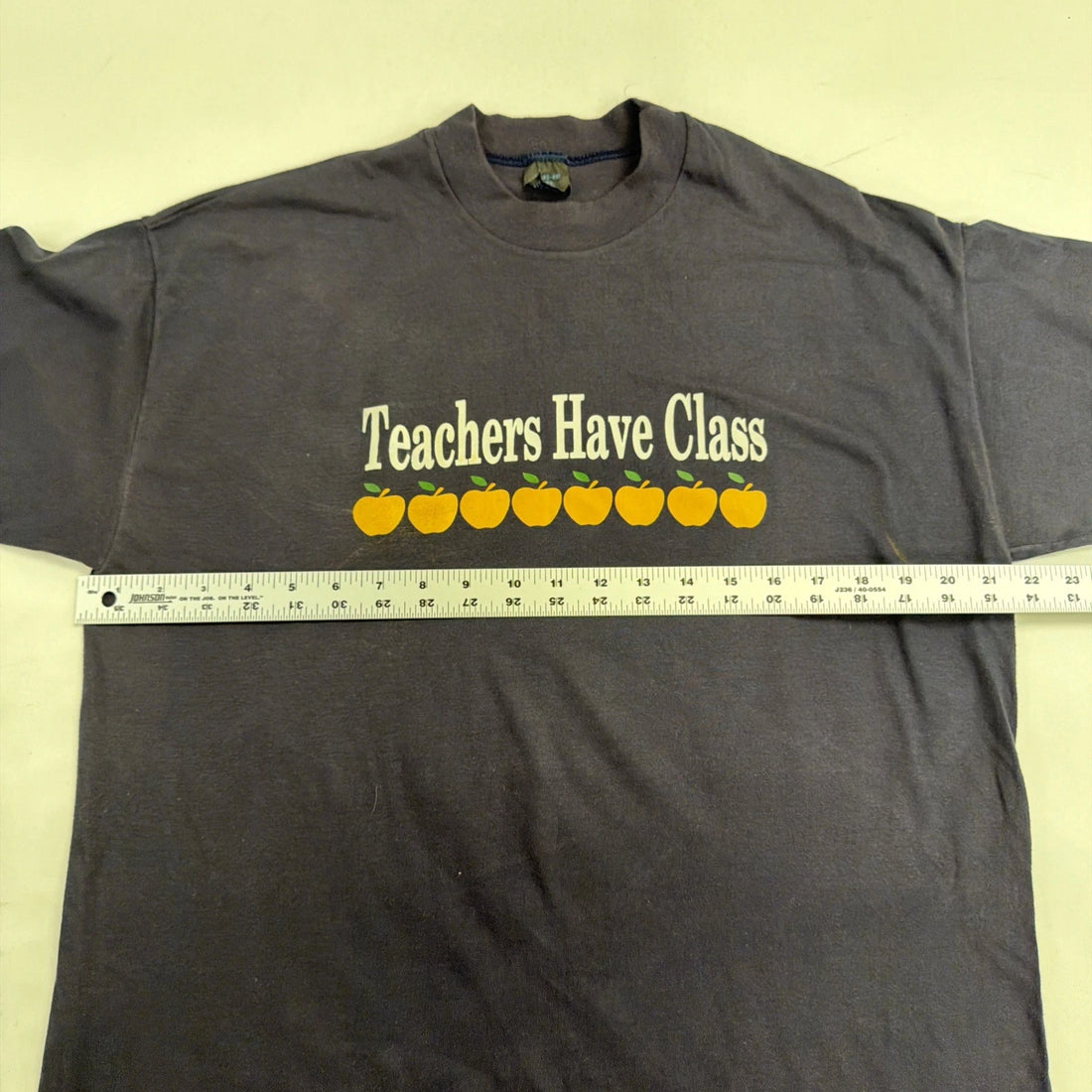 Vintage Teachers Have Class Apple T-Shirt Size XL 80s