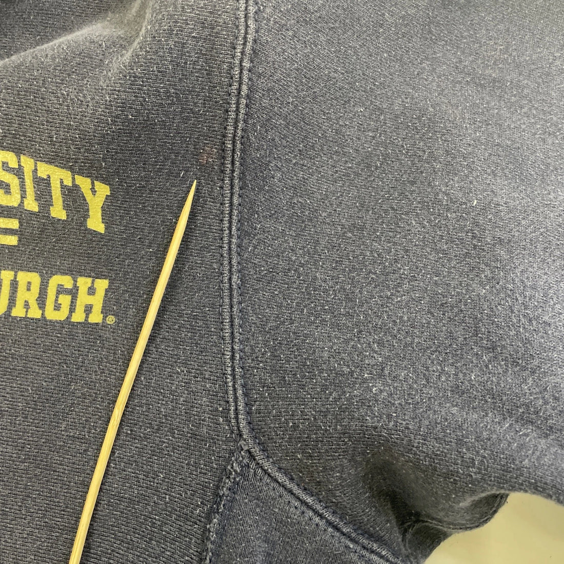 University Of Pittsburgh Lee Sweatshirt Hoodie Size Medium