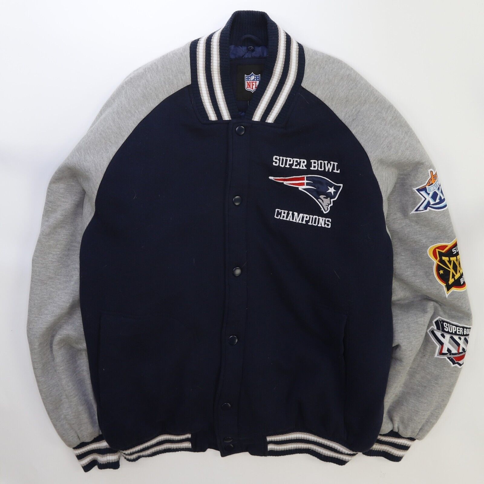 New Boys New England Patriots 2024 Varsity Jacket - Size Large (14-16)