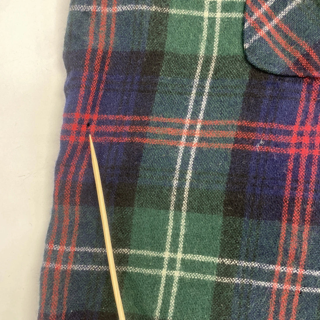 Vintage Woodward & Lothrop Wool Button Up Shirt Size Large Plaid