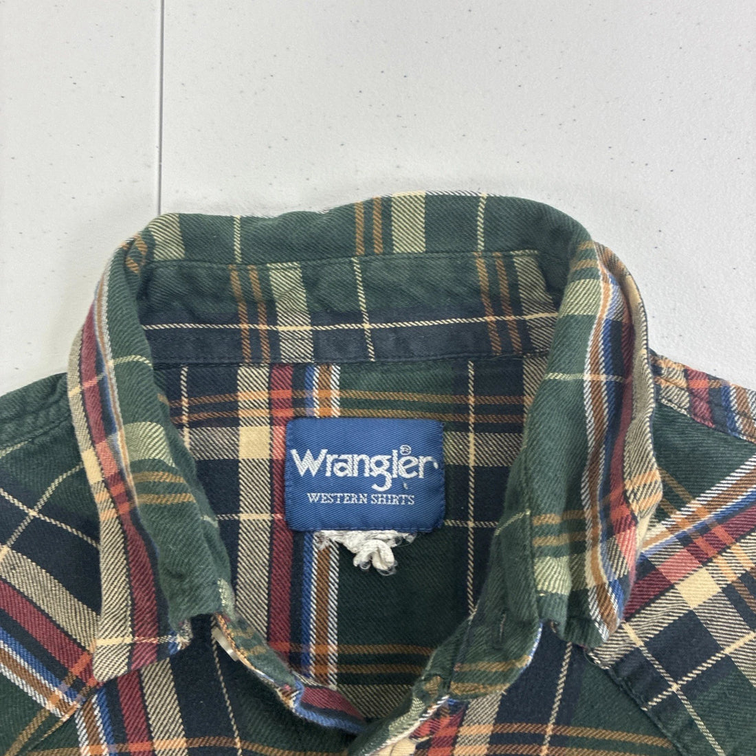 Vintage Wrangler Western Pearl Snap Shirt Size Large Green Plaid