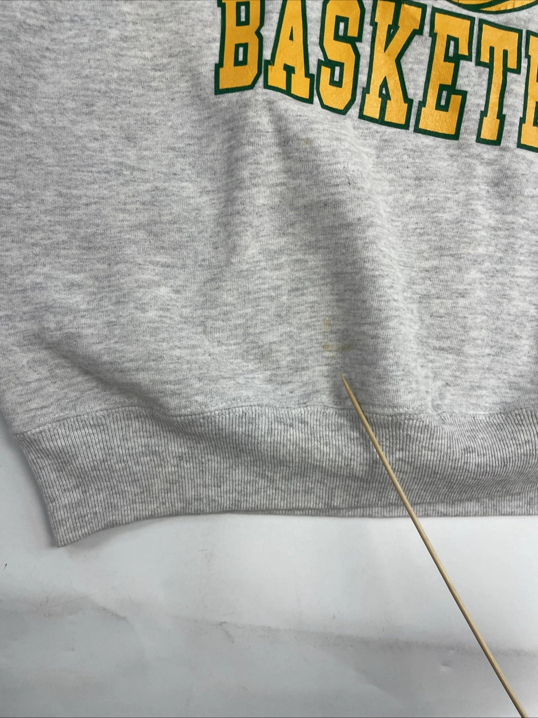 Vintage Howell Basketball Russell Athletic Crewneck Sweatshirt Size XL 90s