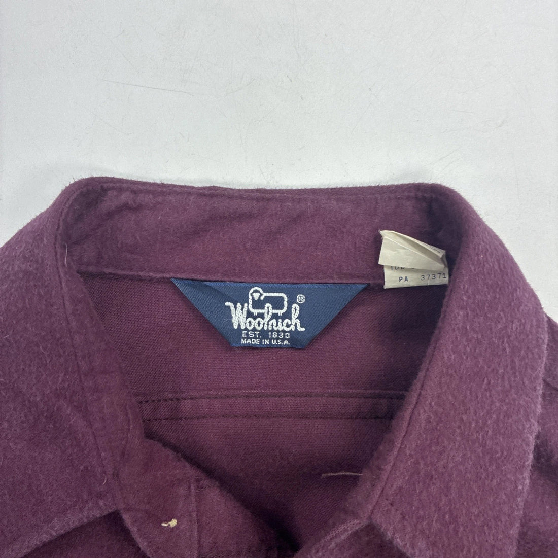 Vintage Woolrich Button Up Shirt Size Large