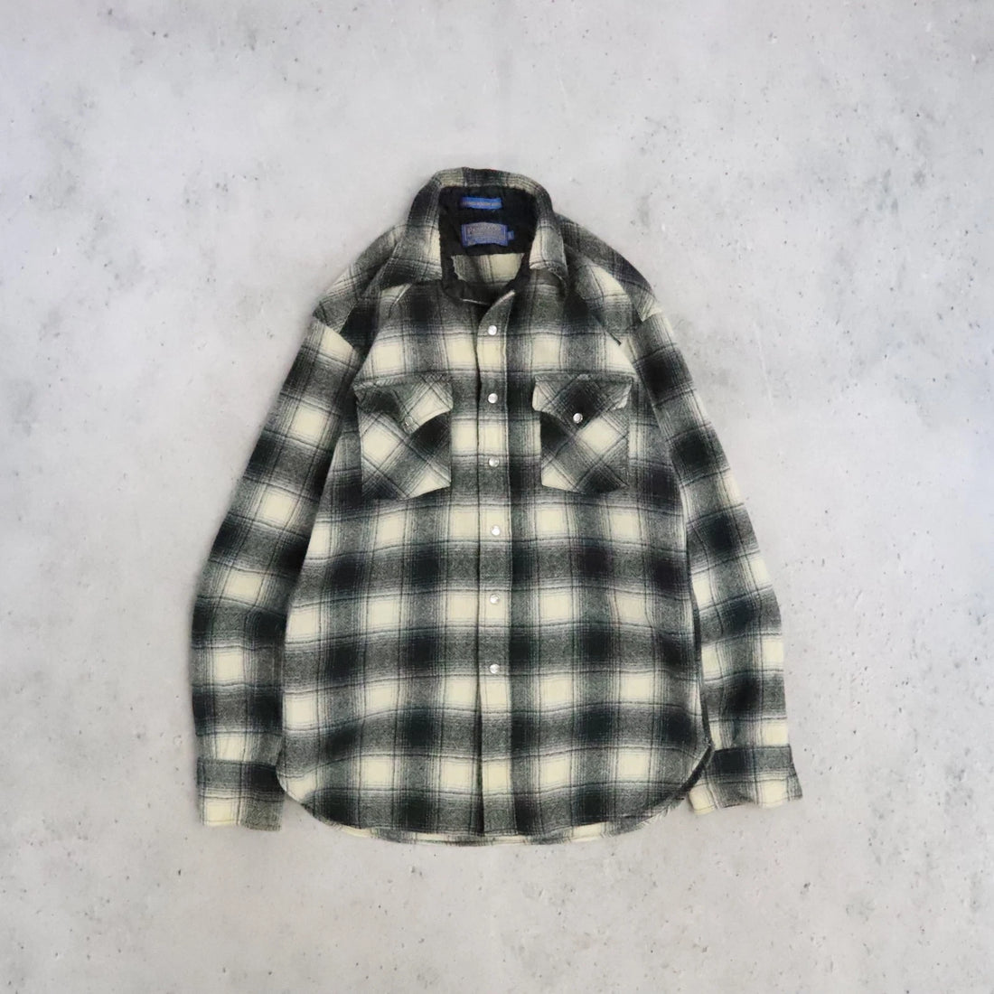 Vintage Pendleton Wool High Grade Western Wear Pearl Snap Shirt Size Medium