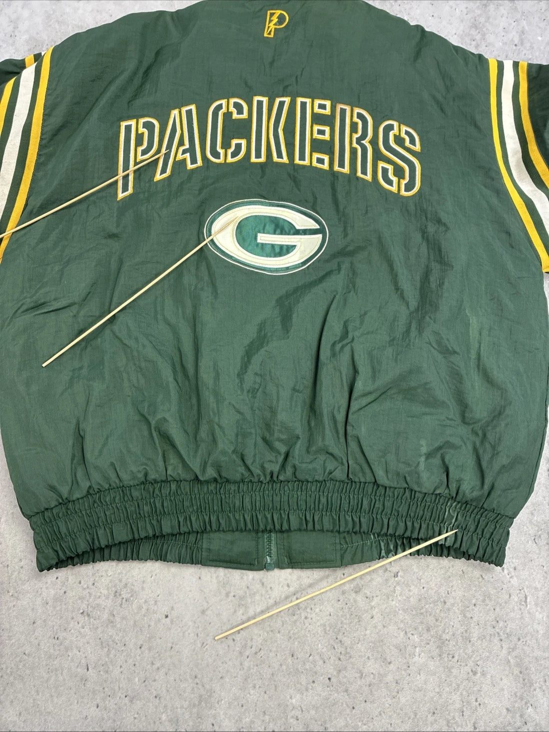 Vintage Green Bay Packers Pro Player Puffer Jacket Size XL NFL