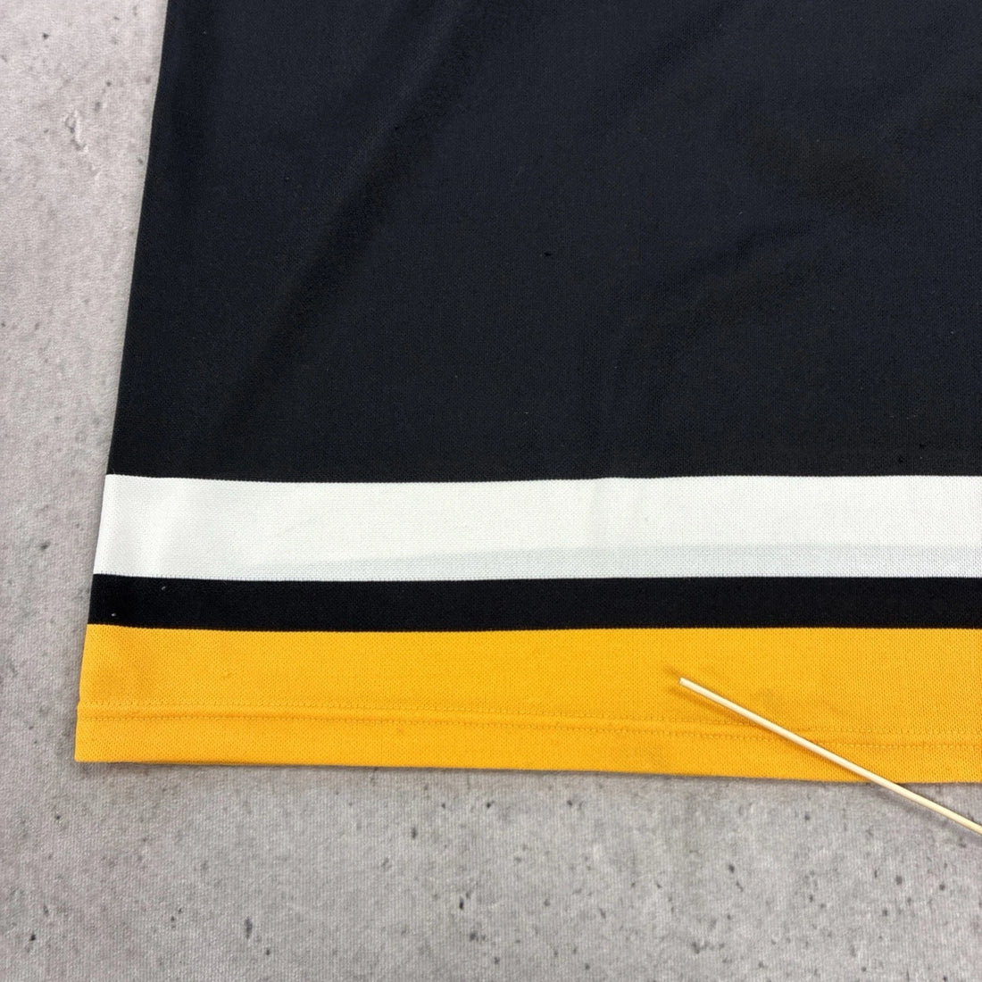 Vintage Pittsburgh Penguins CCM Jersey Size Large NHL