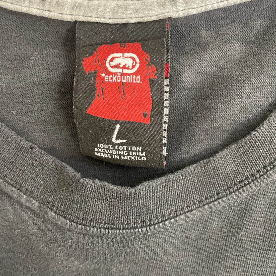 Vintage Ecko Unltd Graffiti T-Shirt Size Large Y2K