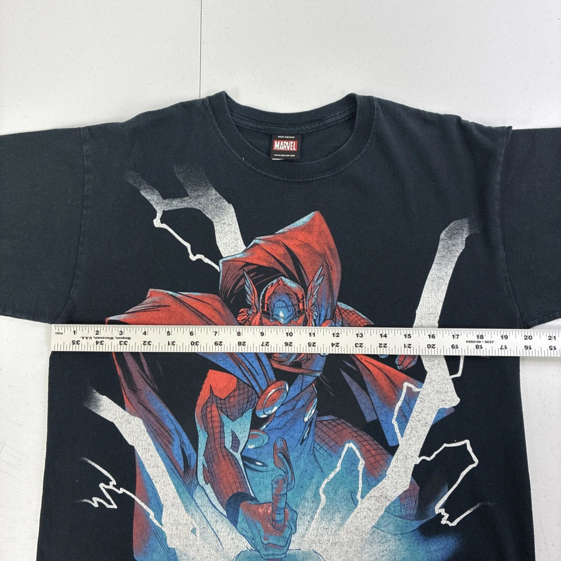Thor Marvel Mad Engine Comic T-Shirt Size Medium