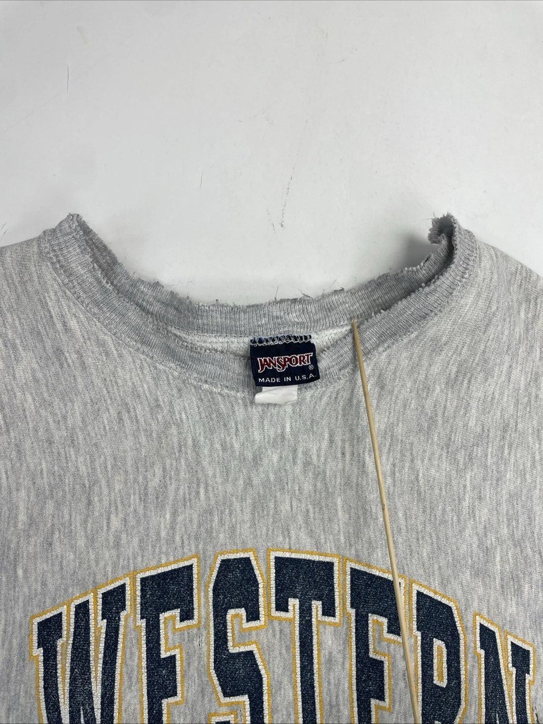 Vintage Western Michigan Crest Crewneck Sweatshirt Size XL Distressed