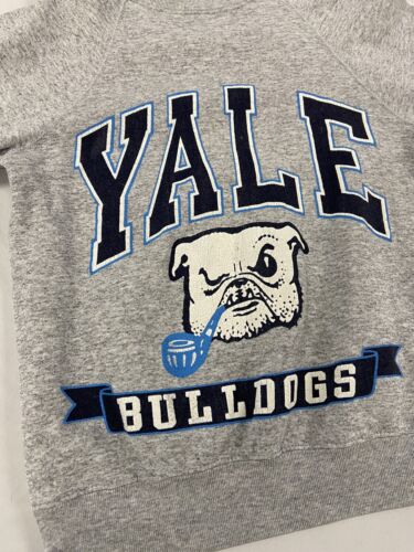 Vintage 90s YALE University Crewneck Sweatshirt Big Logo YALE 