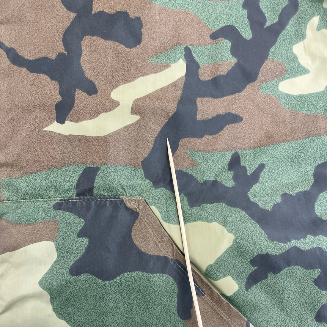 Vintage Columbia Camo Hunting Bomber Jacket Size Large Reversible