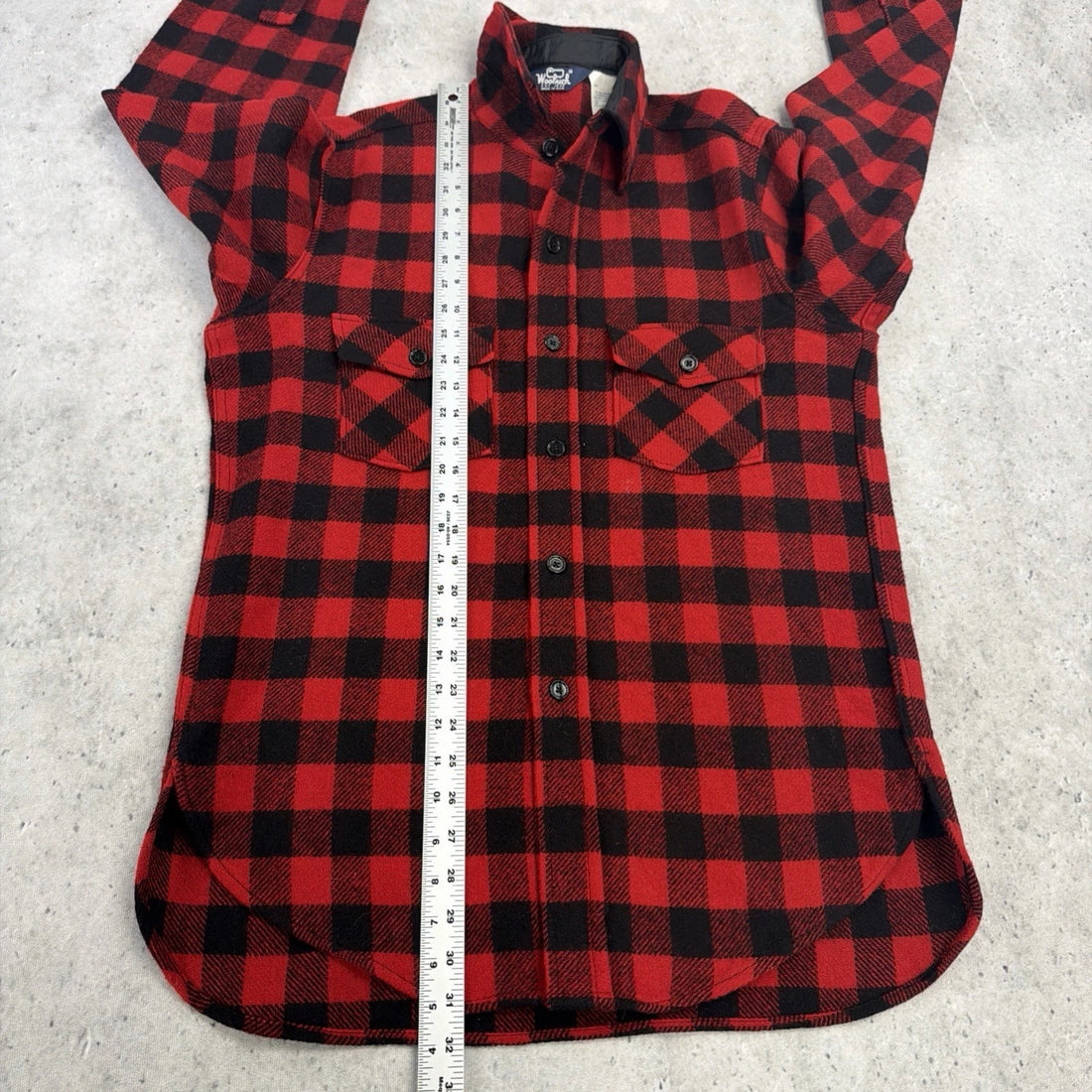 Vintage Woolrich Wool Button Up Shirt Size Medium 80s