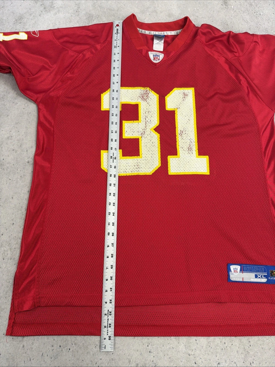 Vintage Kansas City Chiefs Priest Holmes Reebok Jersey Size XL NFL