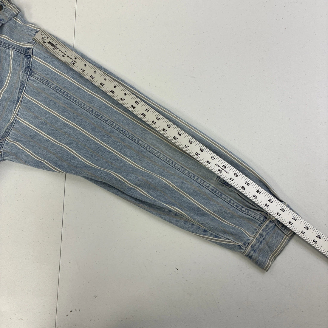 Levi's Denim Button Up Shirt Size XL